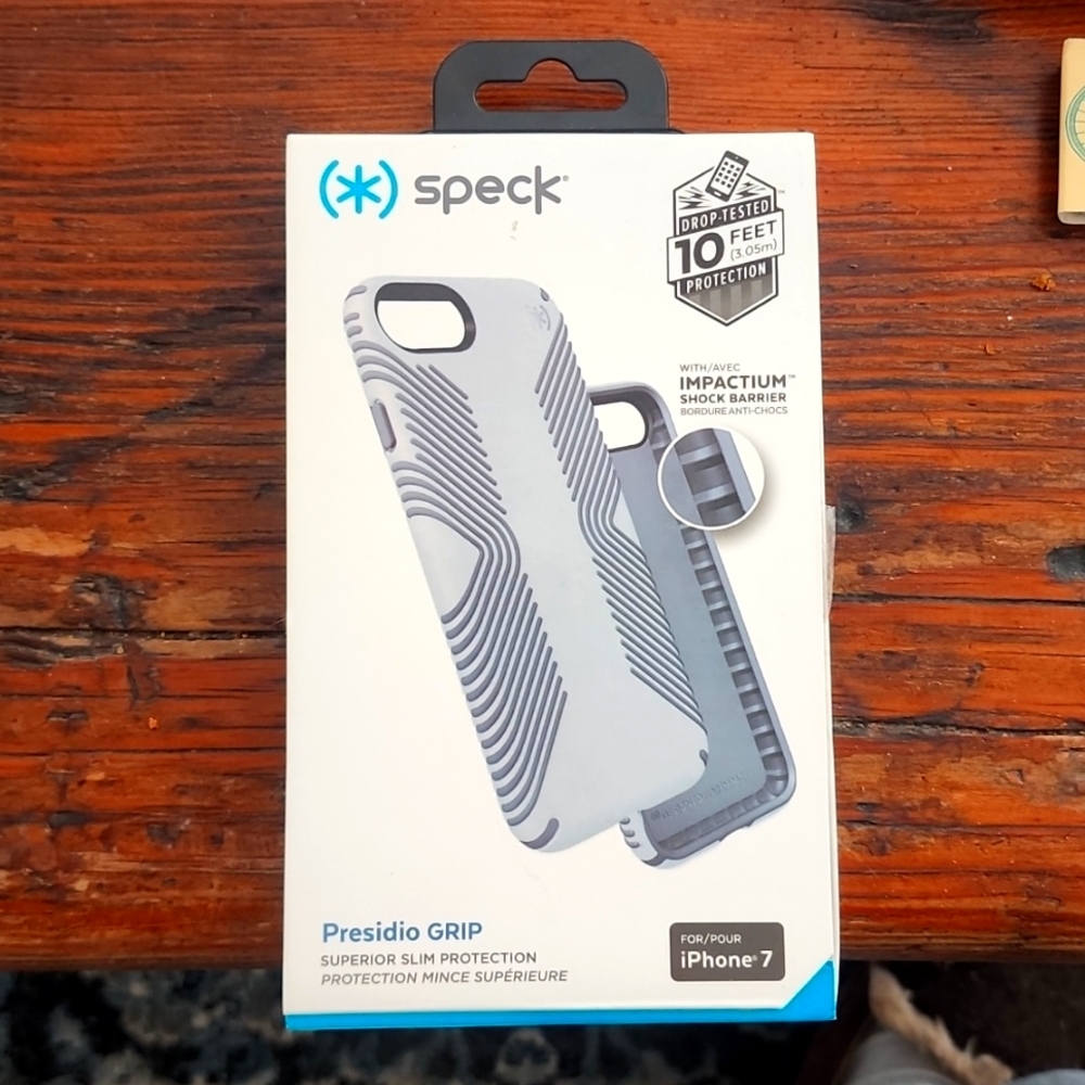 Speck iPhone 7 case